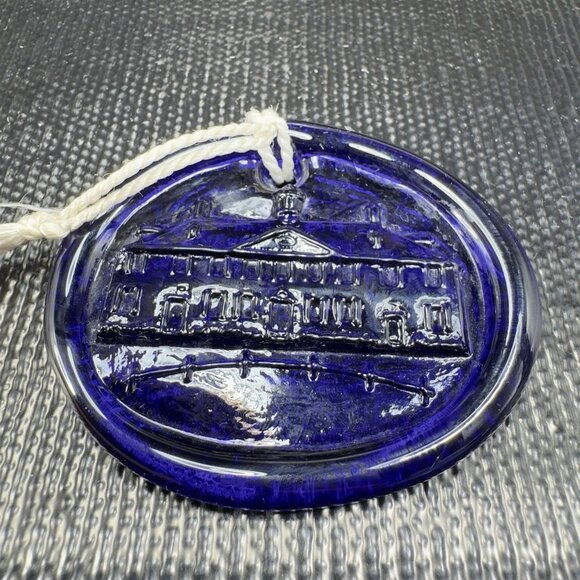 Blenko Mount Vernon Glass Suncatcher Ornament Dark Cobalt Blue Embossed VTG - Picture 8 of 10